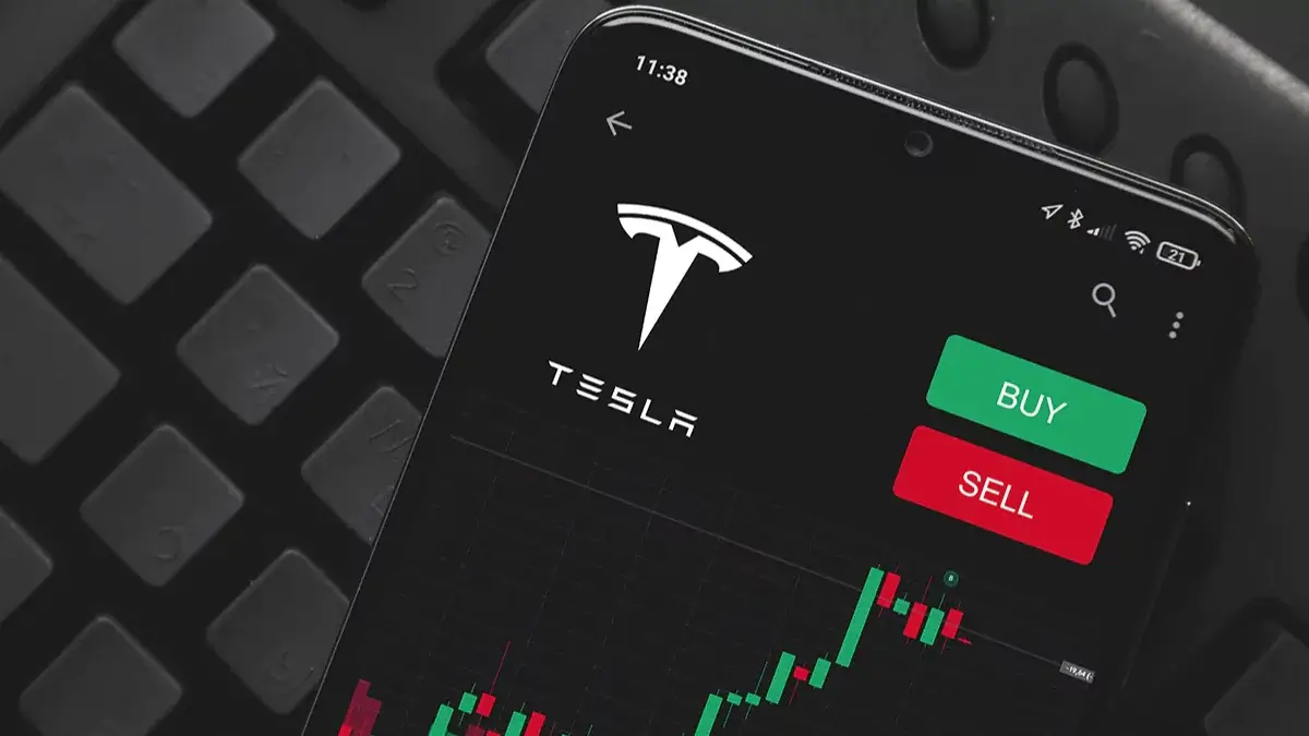Tesla Stock Price Prediction 2025